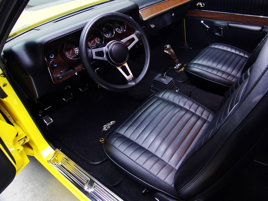  Dodge Charger Super Bee 1971 года  (фото 12 из 15)